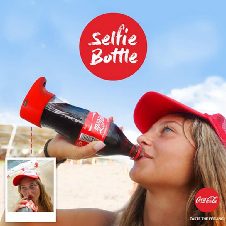 Coca-Cola представила бутылку для селфи